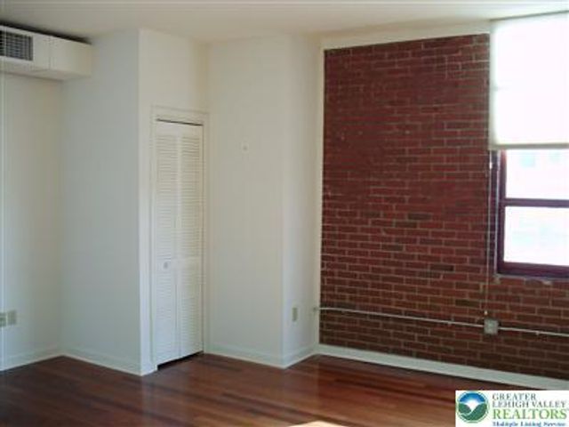 11 West 2nd Street 355, Bethlehem City, PA 18015