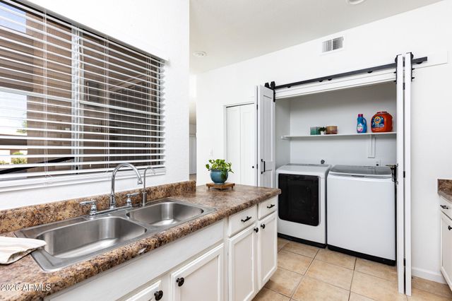 11333 N 92ND Street 1042, Scottsdale, AZ 85260
