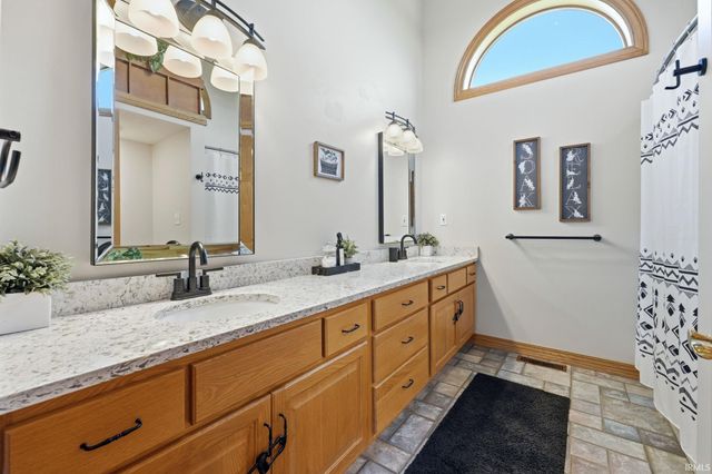 3583 Braveheart Circle, Auburn, IN 46706