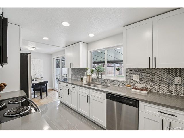 5335 Garland St, Arvada, CO 80002