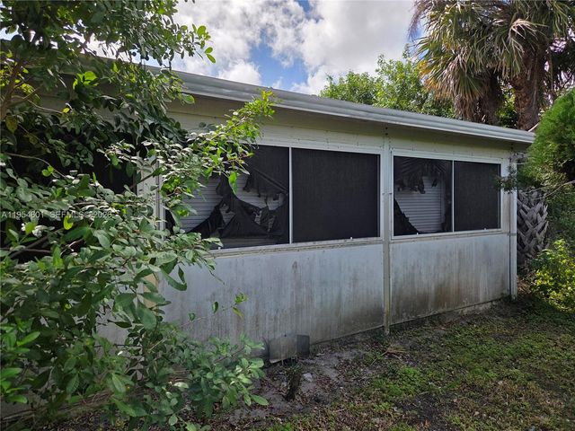 2023 SW 16th Ave, Boynton Beach, FL 33426