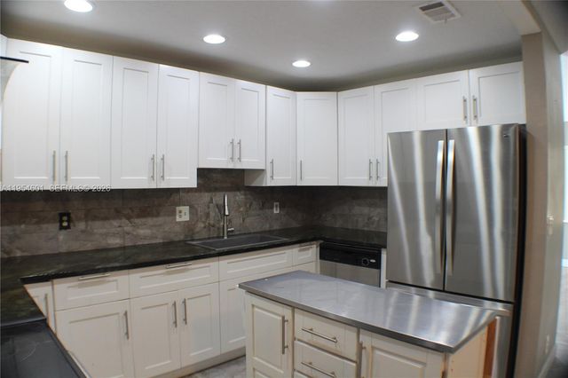 2023 SW 16th Ave, Boynton Beach, FL 33426