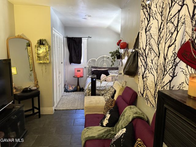 1235 W Ivesbrook Street, Lancaster, CA 93534