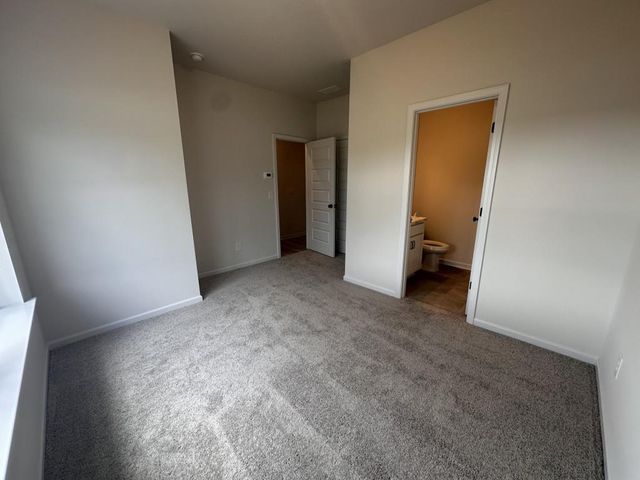 79 Professional Place 11, Calhoun, GA 30701