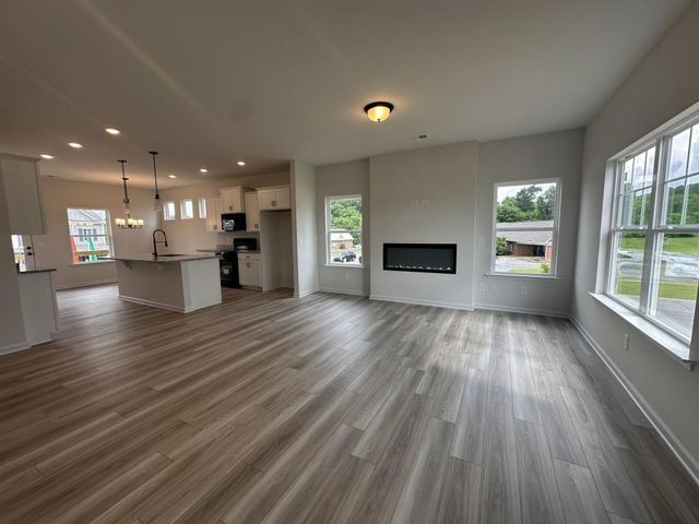79 Professional Place 11, Calhoun, GA 30701