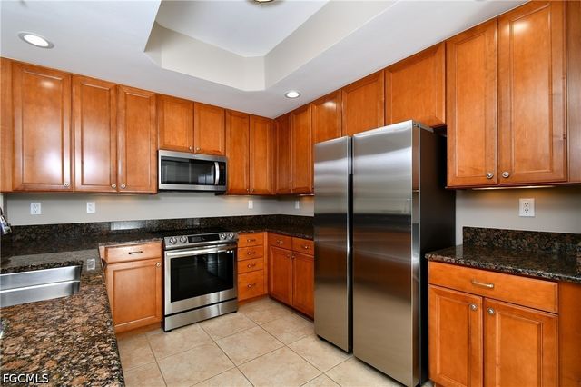 3414 Hancock Bridge PKWY 303, North Fort Myers, FL 33903