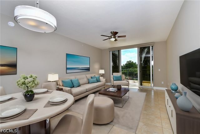 3414 Hancock Bridge PKWY 303, North Fort Myers, FL 33903