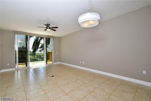 3414 Hancock Bridge PKWY 303, North Fort Myers, FL 33903