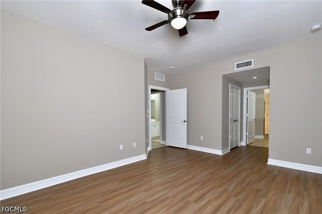 3414 Hancock Bridge PKWY 303, North Fort Myers, FL 33903