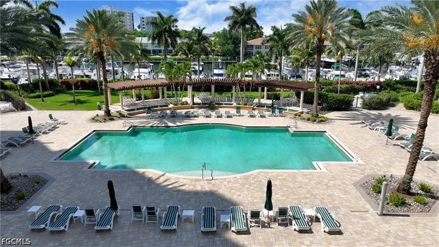 3414 Hancock Bridge PKWY 303, North Fort Myers, FL 33903