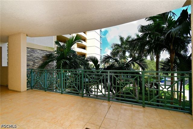 3414 Hancock Bridge PKWY 303, North Fort Myers, FL 33903