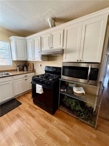 2616 N King Street, Bakersfield, CA 93305