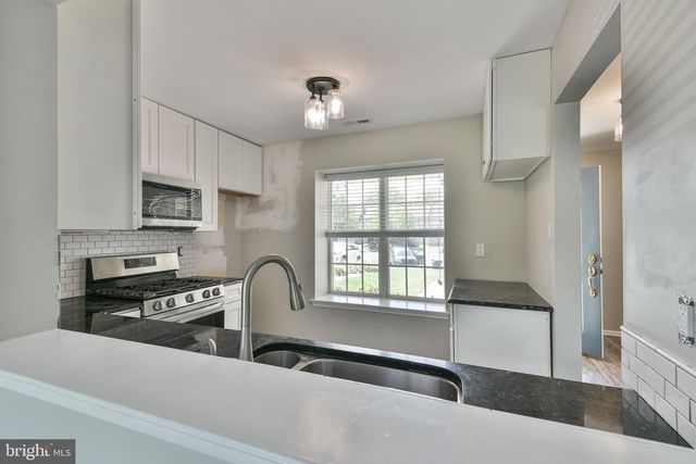 35 NUTMEG, Newtown, PA 18940