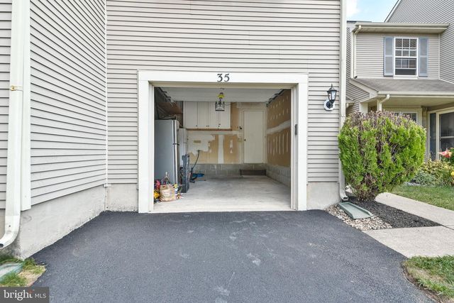 35 NUTMEG, Newtown, PA 18940