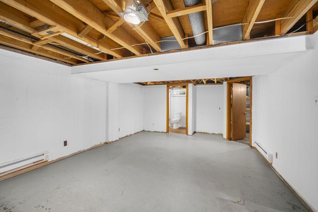 7565 S Lenox AVENUE, Oak Creek, WI 53154