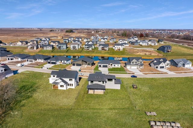 80 NW Alderleaf Drive, Waukee, IA 50263