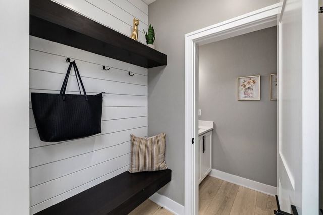 80 NW Alderleaf Drive, Waukee, IA 50263