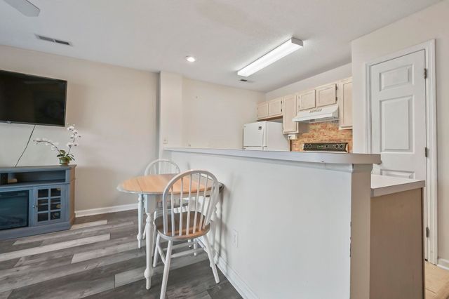 204 Landing Rd Apt B, North Myrtle Beach, SC 29582