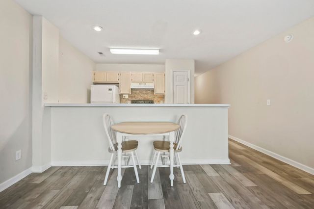 204 Landing Rd Apt B, North Myrtle Beach, SC 29582