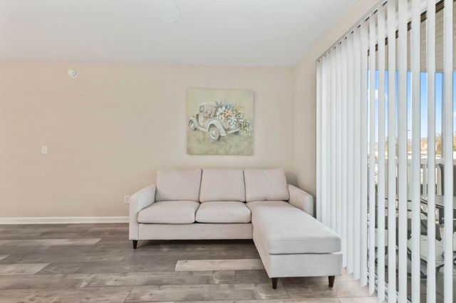 204 Landing Rd Apt B, North Myrtle Beach, SC 29582