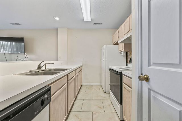 204 Landing Rd Apt B, North Myrtle Beach, SC 29582