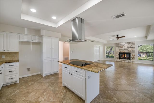 2002 Lakeway BLVD, Lakeway, TX 78734