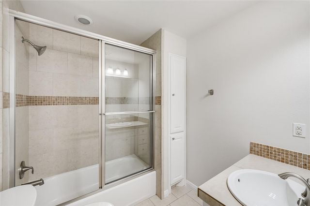 2002 Lakeway BLVD, Lakeway, TX 78734