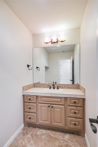 2002 Lakeway BLVD, Lakeway, TX 78734