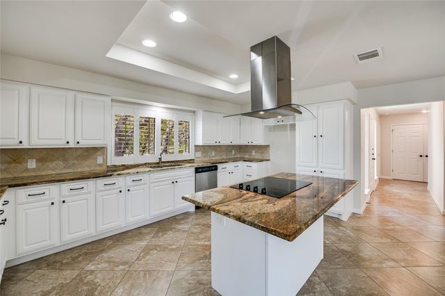 2002 Lakeway BLVD, Lakeway, TX 78734