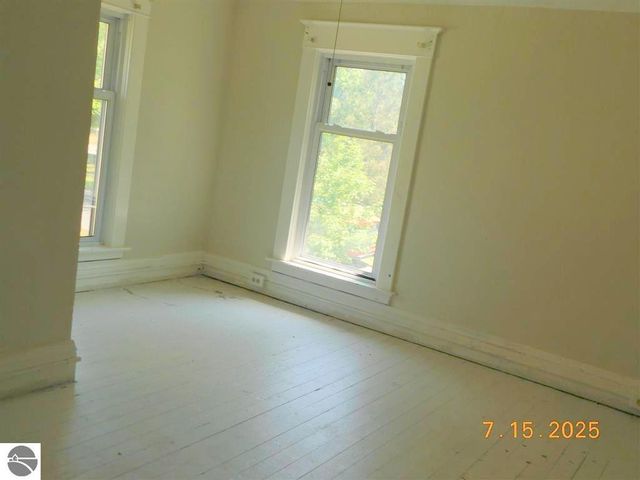 519 E Division, Cadillac, MI 49601