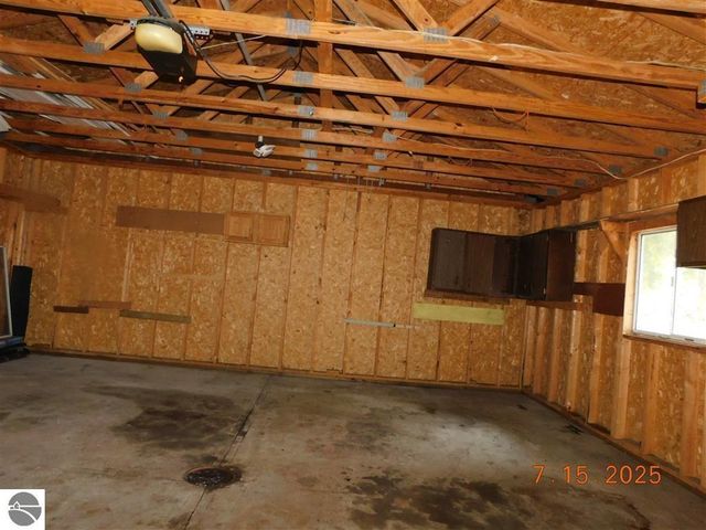 519 E Division, Cadillac, MI 49601