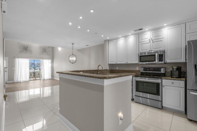 4396 Baldwin Ave Apt 80, Little River, SC 29566