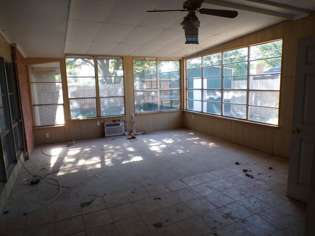 2829 66th Street, Lubbock, TX 79413
