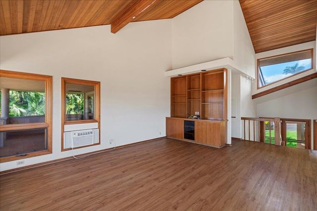 46 N Iwa Pl, Lahaina, HI 96761