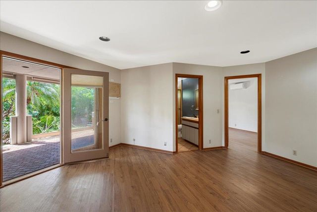 46 N Iwa Pl, Lahaina, HI 96761