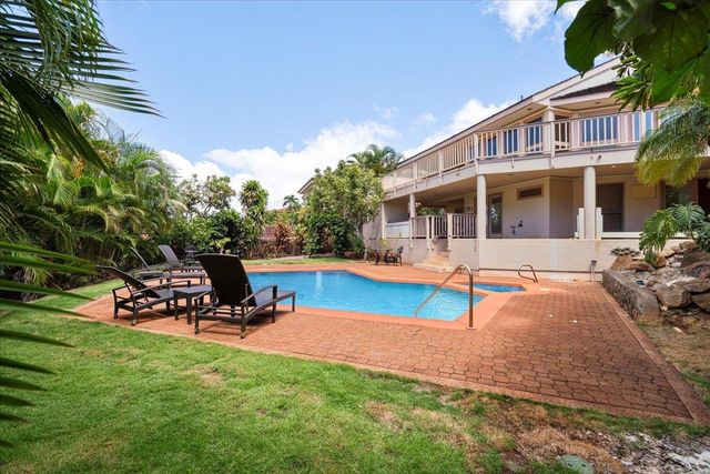 46 N Iwa Pl, Lahaina, HI 96761