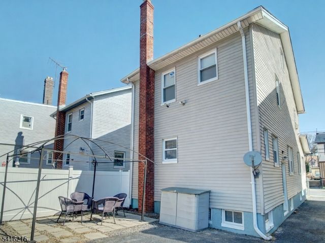 331 Ellery Ave, Newark City, NJ 07106