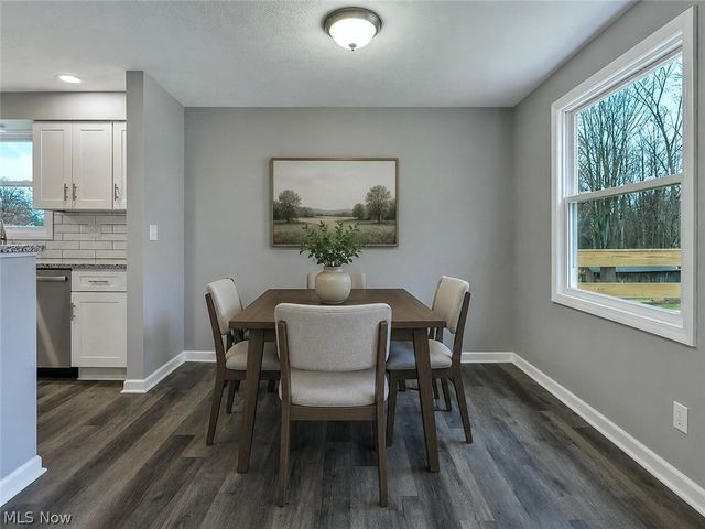 6518 Lorraine Avenue NW, Massillon, OH 44646