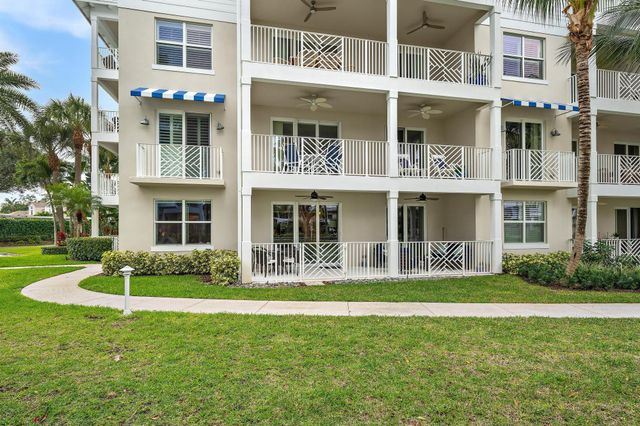 814 BAY COLONY Drive S, Juno Beach, FL 33408