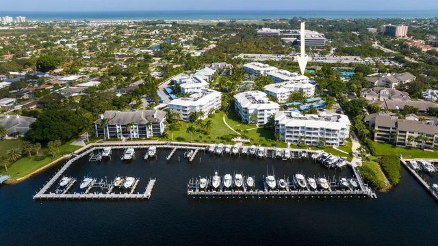 814 BAY COLONY Drive S, Juno Beach, FL 33408