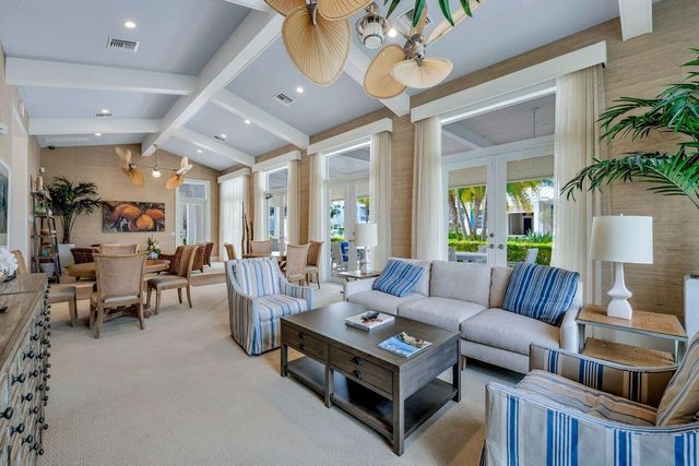 814 BAY COLONY Drive S, Juno Beach, FL 33408