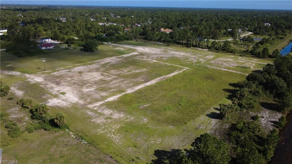 1053 Gladys ST, Lehigh Acres, FL 33974