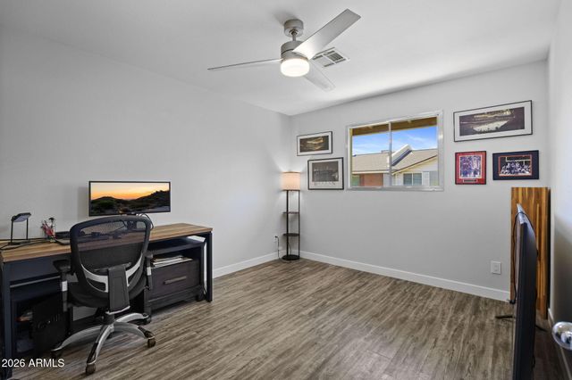 4470 E BELLEVIEW Street, Phoenix, AZ 85008