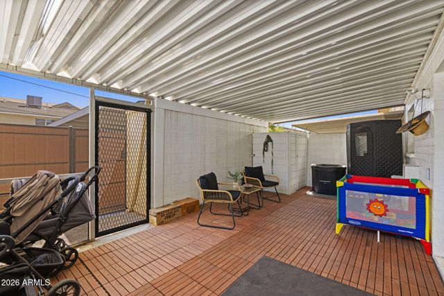 4470 E BELLEVIEW Street, Phoenix, AZ 85008