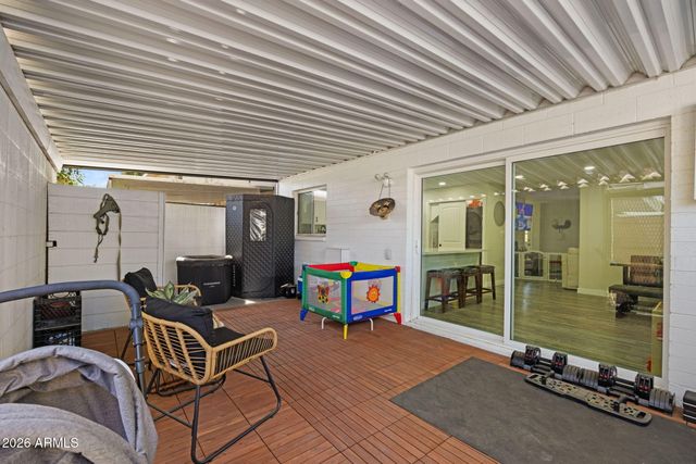 4470 E BELLEVIEW Street, Phoenix, AZ 85008