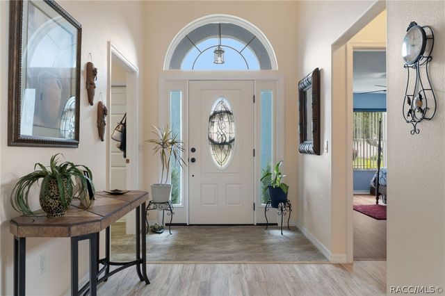 242 N Golf Harbor Path, Inverness, FL 34450