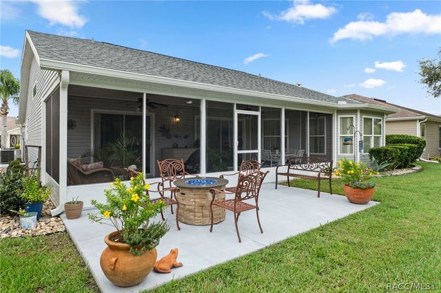 242 N Golf Harbor Path, Inverness, FL 34450