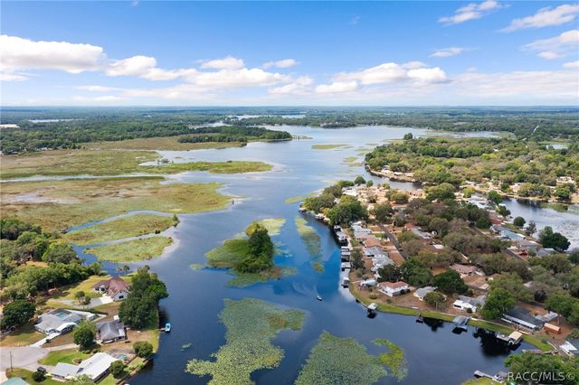 242 N Golf Harbor Path, Inverness, FL 34450