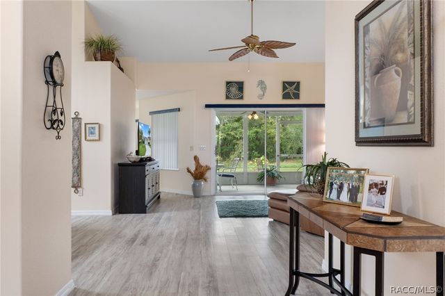 242 N Golf Harbor Path, Inverness, FL 34450