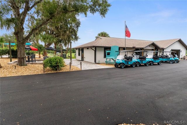 242 N Golf Harbor Path, Inverness, FL 34450
